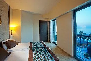 Lago Hotel 5* Side