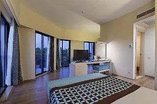 Lago Hotel Otel